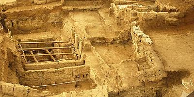 Araştırmacı Hacı Ahmet Ünlü, Çatalhöyük Neolitik Kentini İnceledi